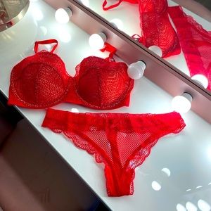 NWT Red Victoria Secret Matching Set
